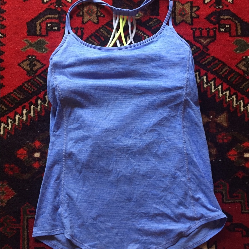 Lululemon Lighten Up tank SZ 6